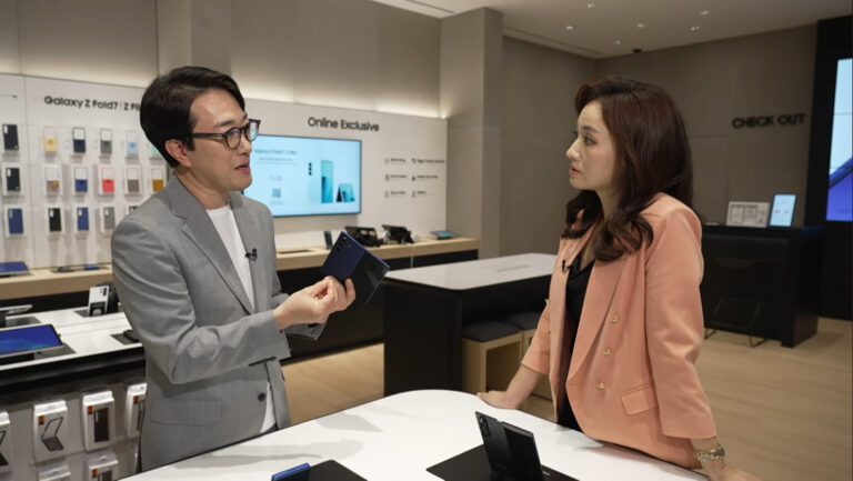 Samsung welcomes new rivals in the Foldable Phone competition